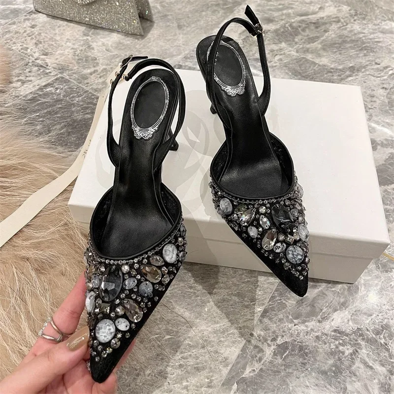 Baotou Water Diamond Lace Crys - огляд і ціна Water Shoes